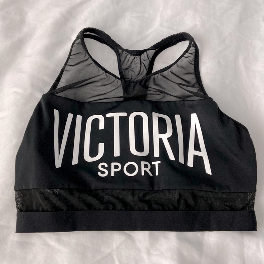 Victoria Sport black sports bra